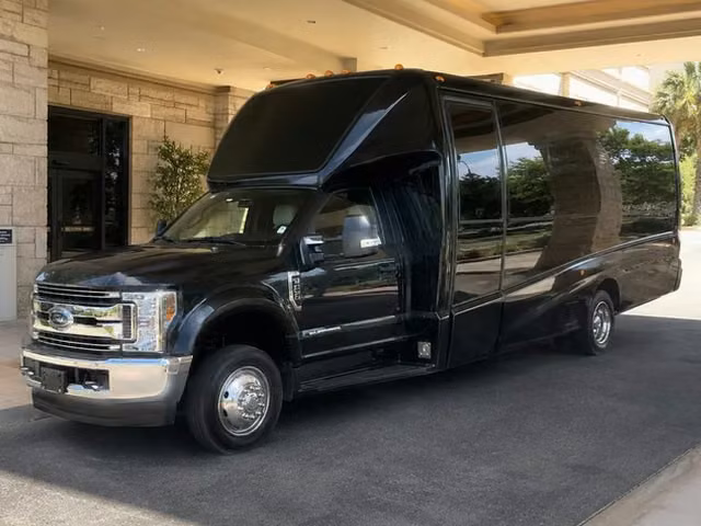rome charter bus rental